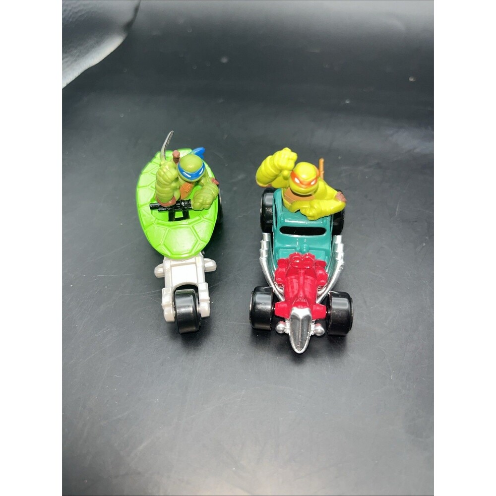 Lot of 2 2014 TMNT T-Machines Leonardo + Michelangelo Diecast Cars Ninja Turtles